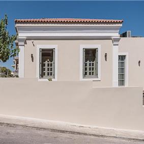 5 bedroom villa with indoor and outdoor pool in Chania town, sleeps 10